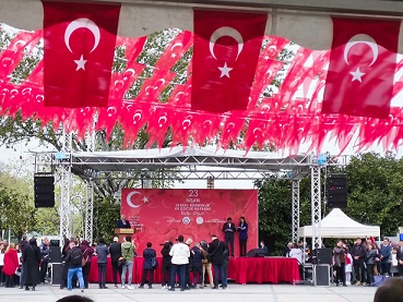  23 Nisan’ın Emanetine Sahip Çıkamıyoruz!